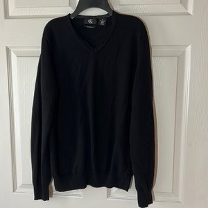 Calvin Klein 100% Merino Wool Vneck Sweater Black,‎ Size Medium